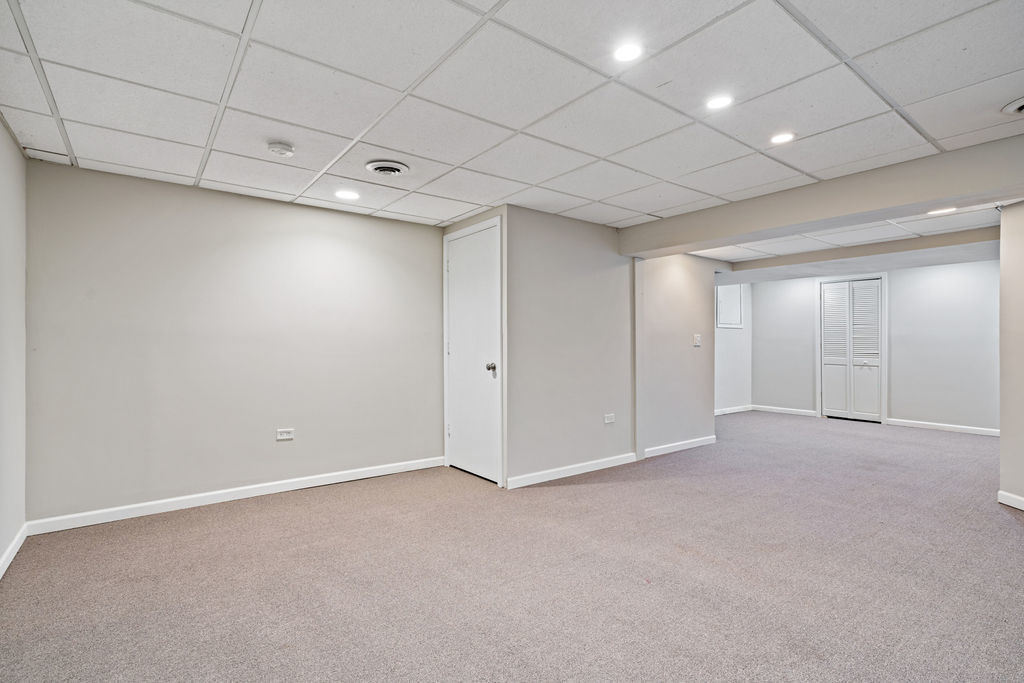 1940 Somerset Court, Romeoville, IL 60446