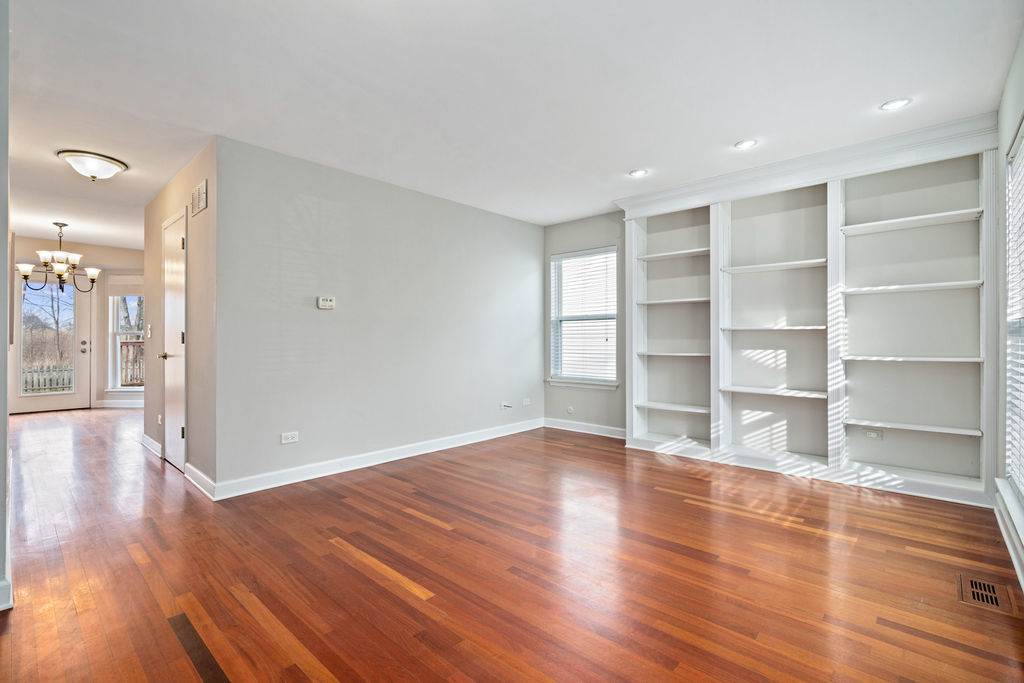 1940 Somerset Court, Romeoville, IL 60446