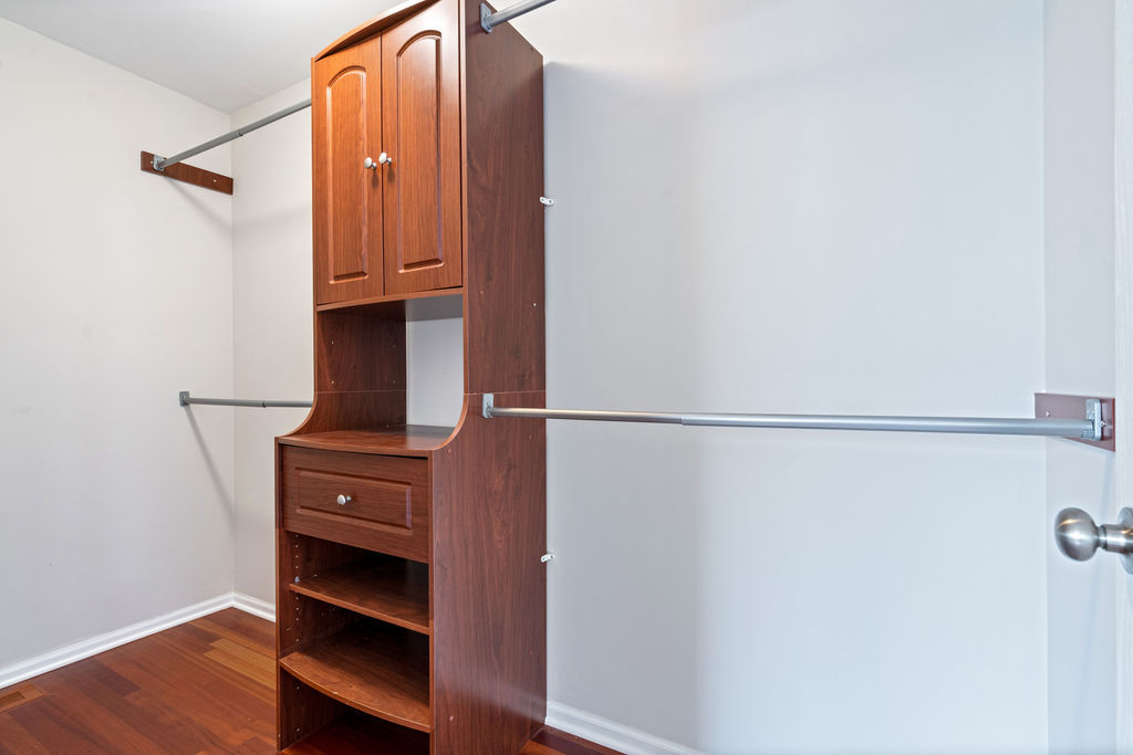 1940 Somerset Court, Romeoville, IL 60446