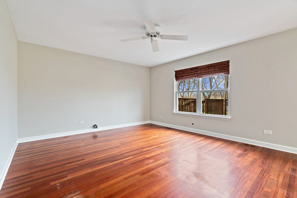 1940 Somerset Court, Romeoville, IL 60446