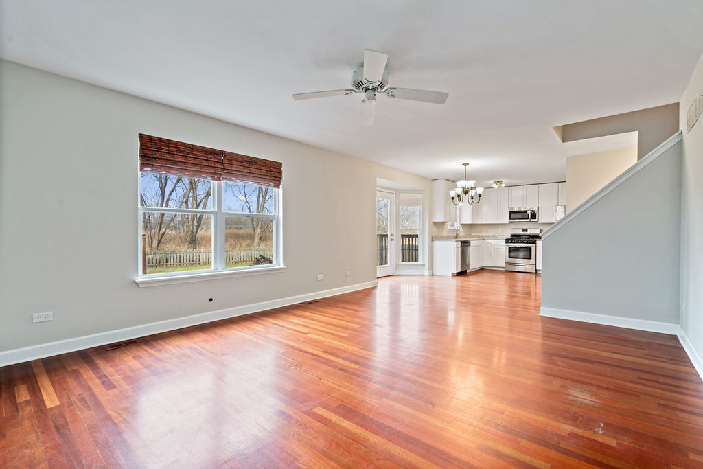 1940 Somerset Court, Romeoville, IL 60446