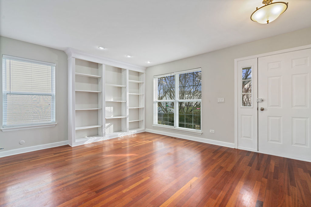 1940 Somerset Court, Romeoville, IL 60446