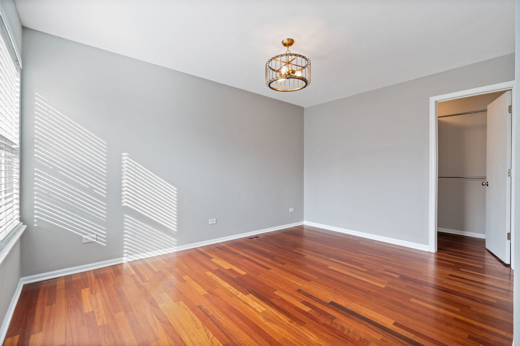 1940 Somerset Court, Romeoville, IL 60446