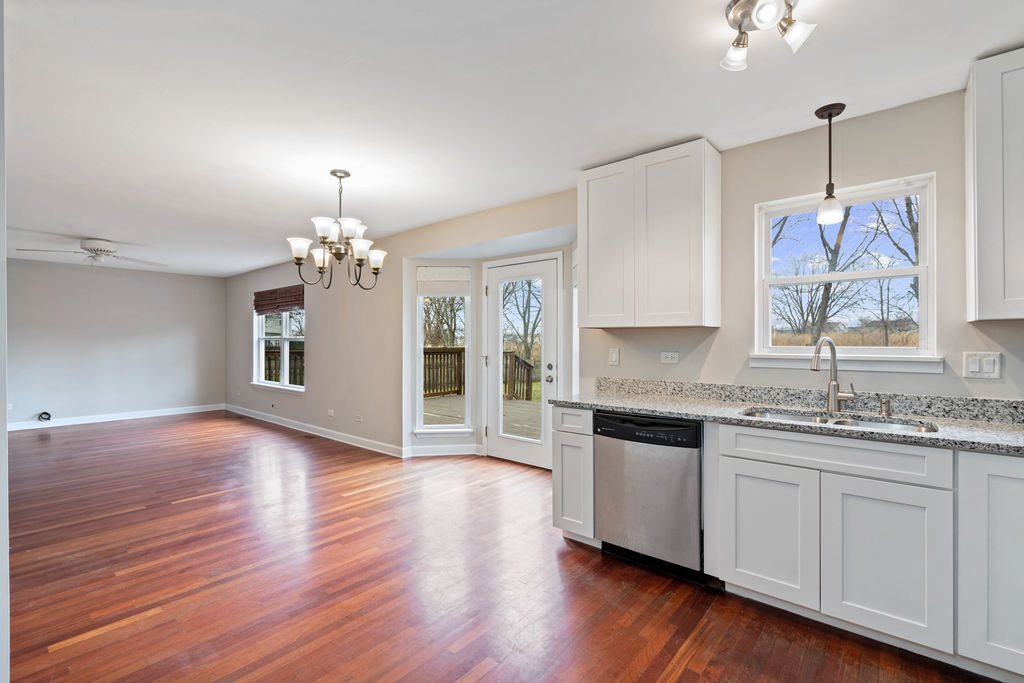 1940 Somerset Court, Romeoville, IL 60446