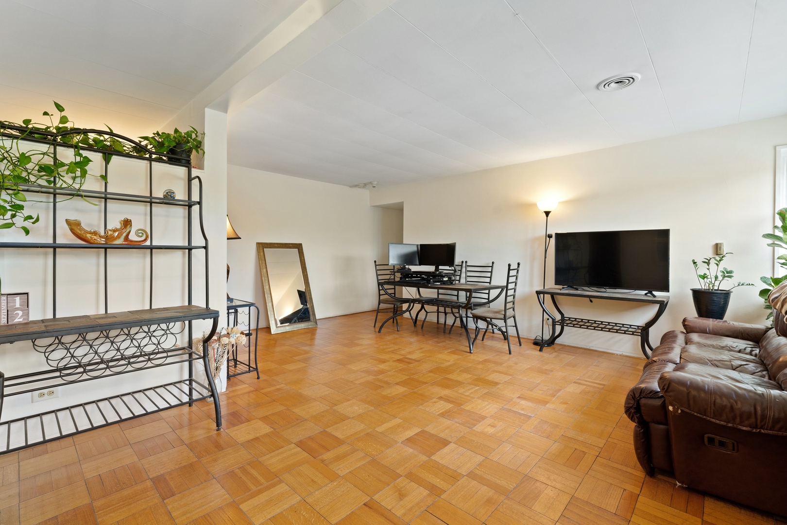 7202 Oak Avenue #4NE, River Forest, IL 60305