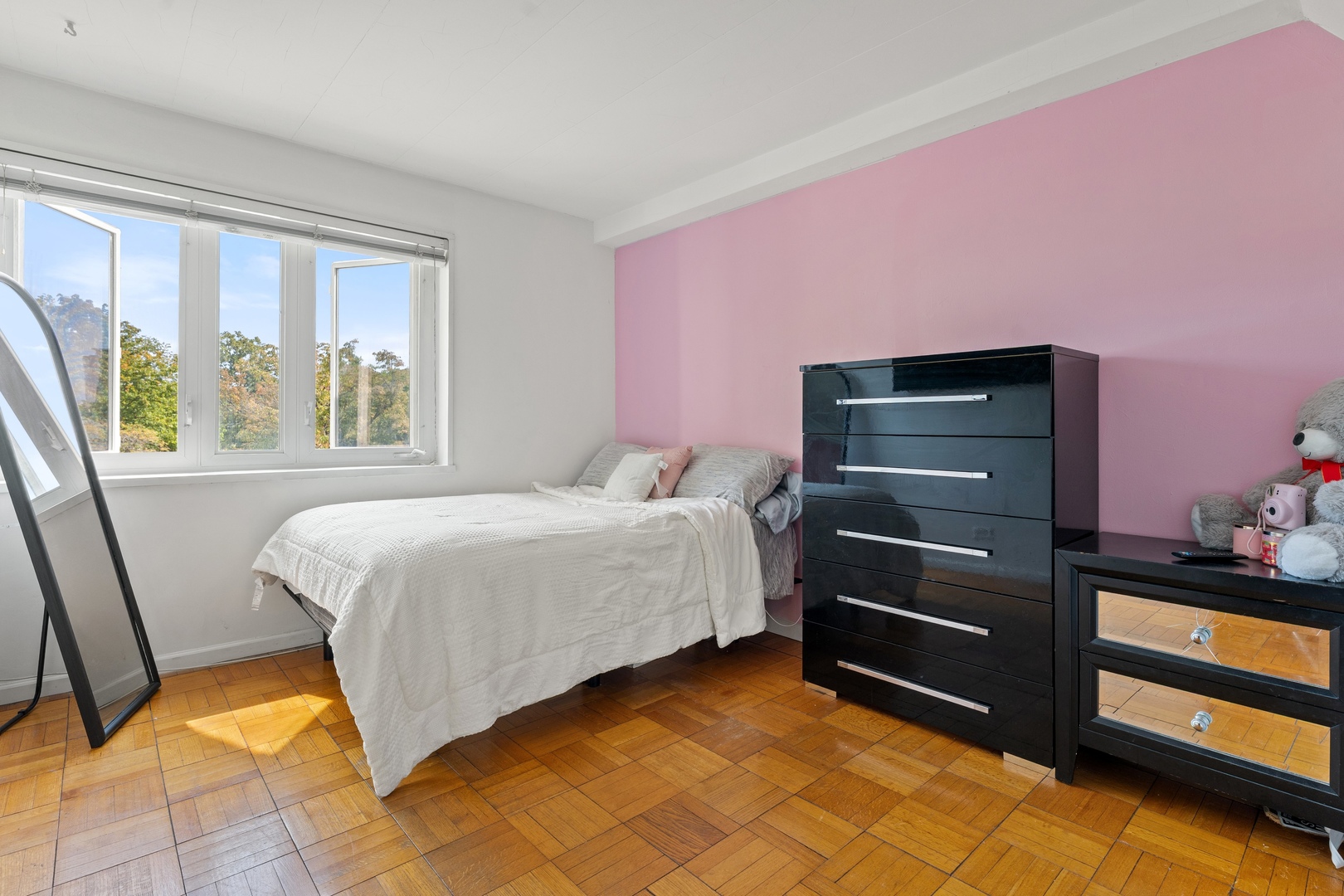 7202 Oak Avenue #4NE, River Forest, IL 60305