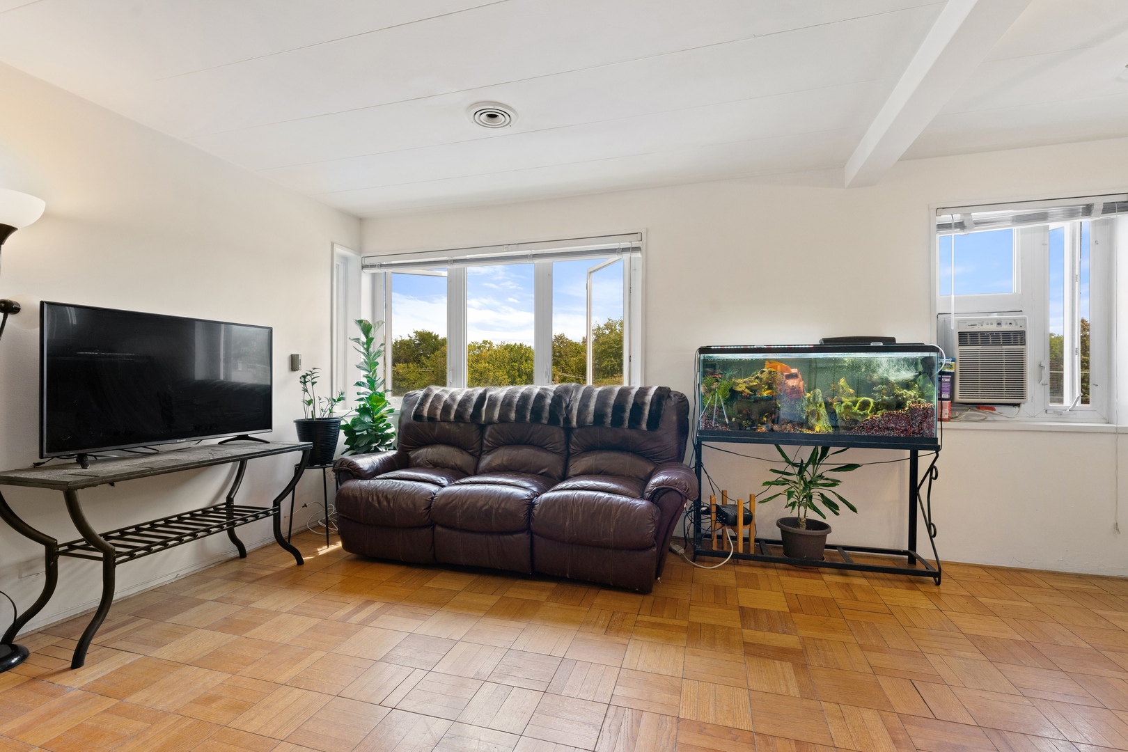 7202 Oak Avenue #4NE, River Forest, IL 60305