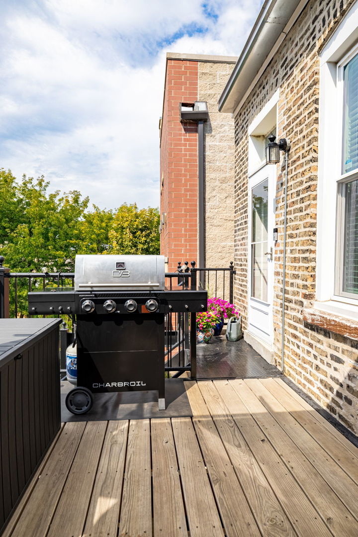 1456 N Artesian Avenue #3R, Chicago, IL 60622