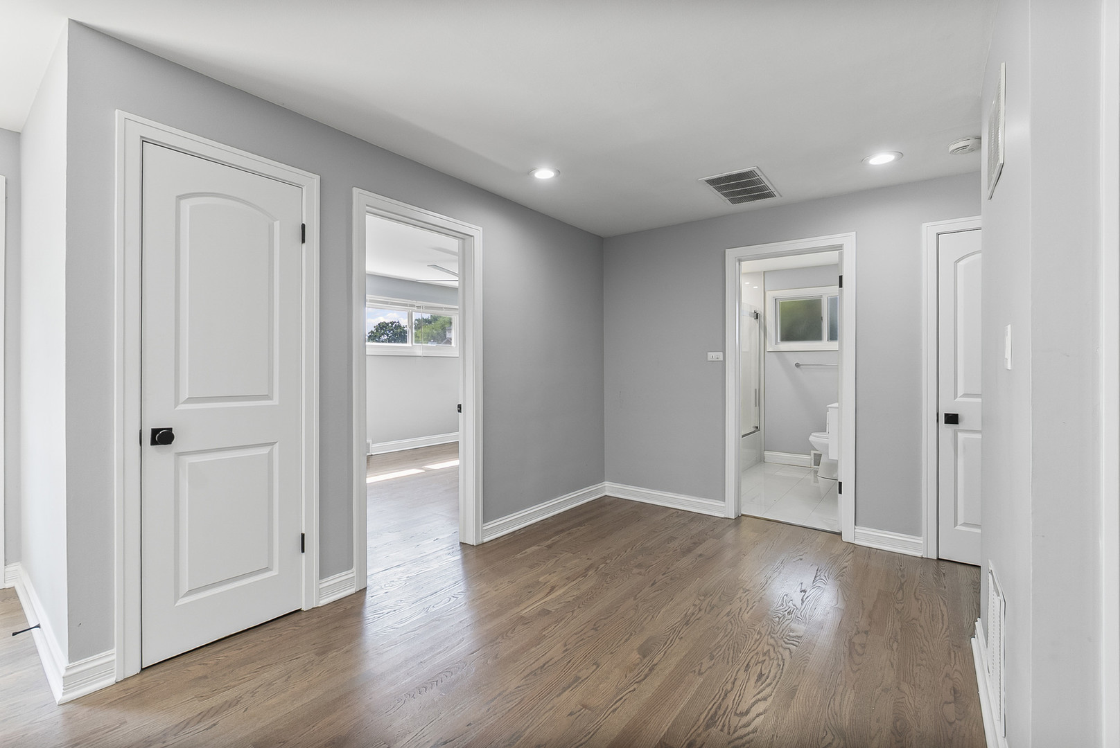 7240 Palma Lane, Morton Grove, IL 60053