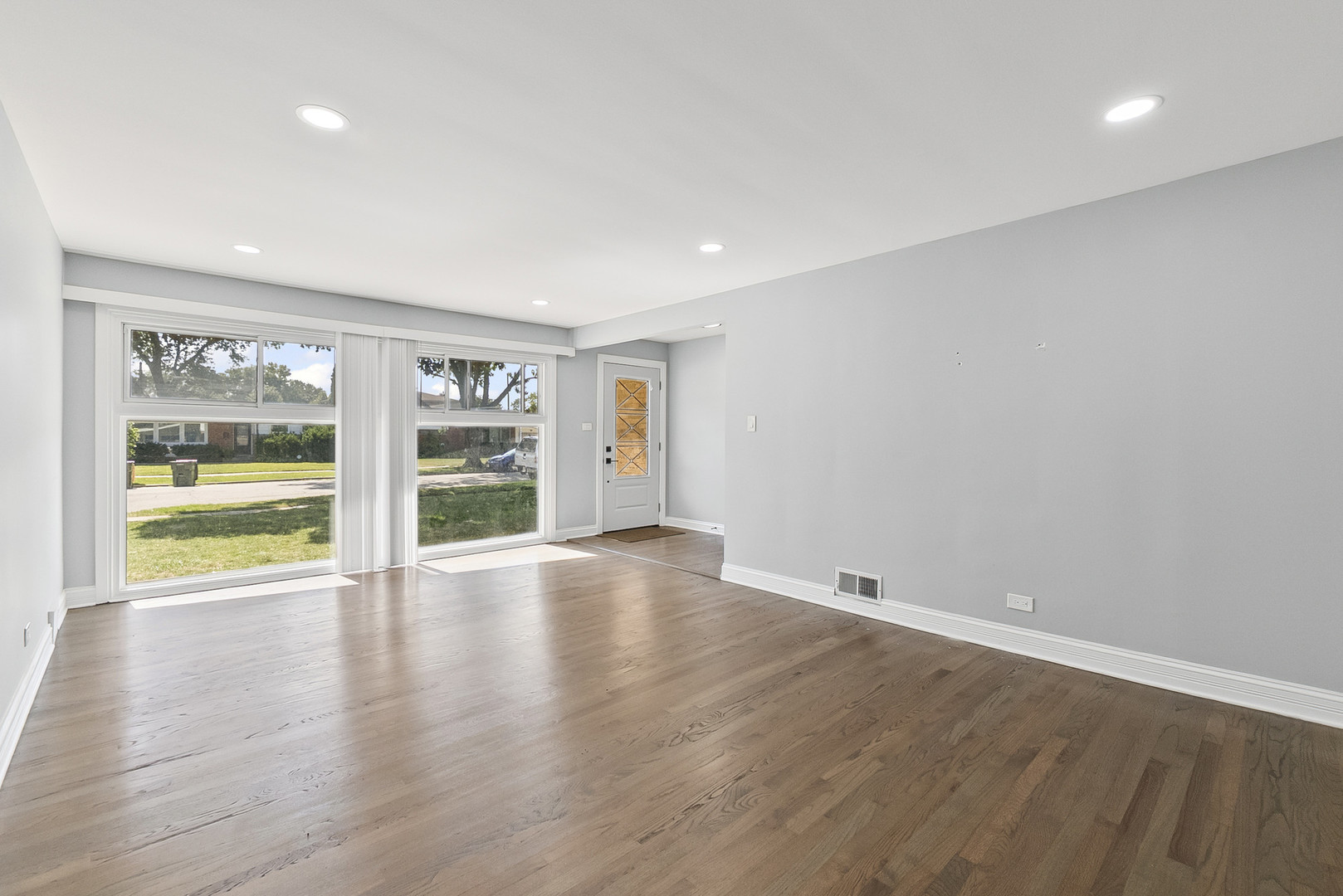 7240 Palma Lane, Morton Grove, IL 60053