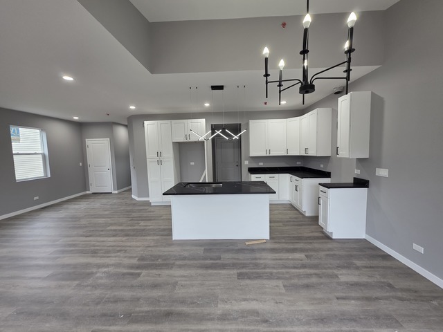 1390 Merrimac Lane, Hanover Park, IL 60133