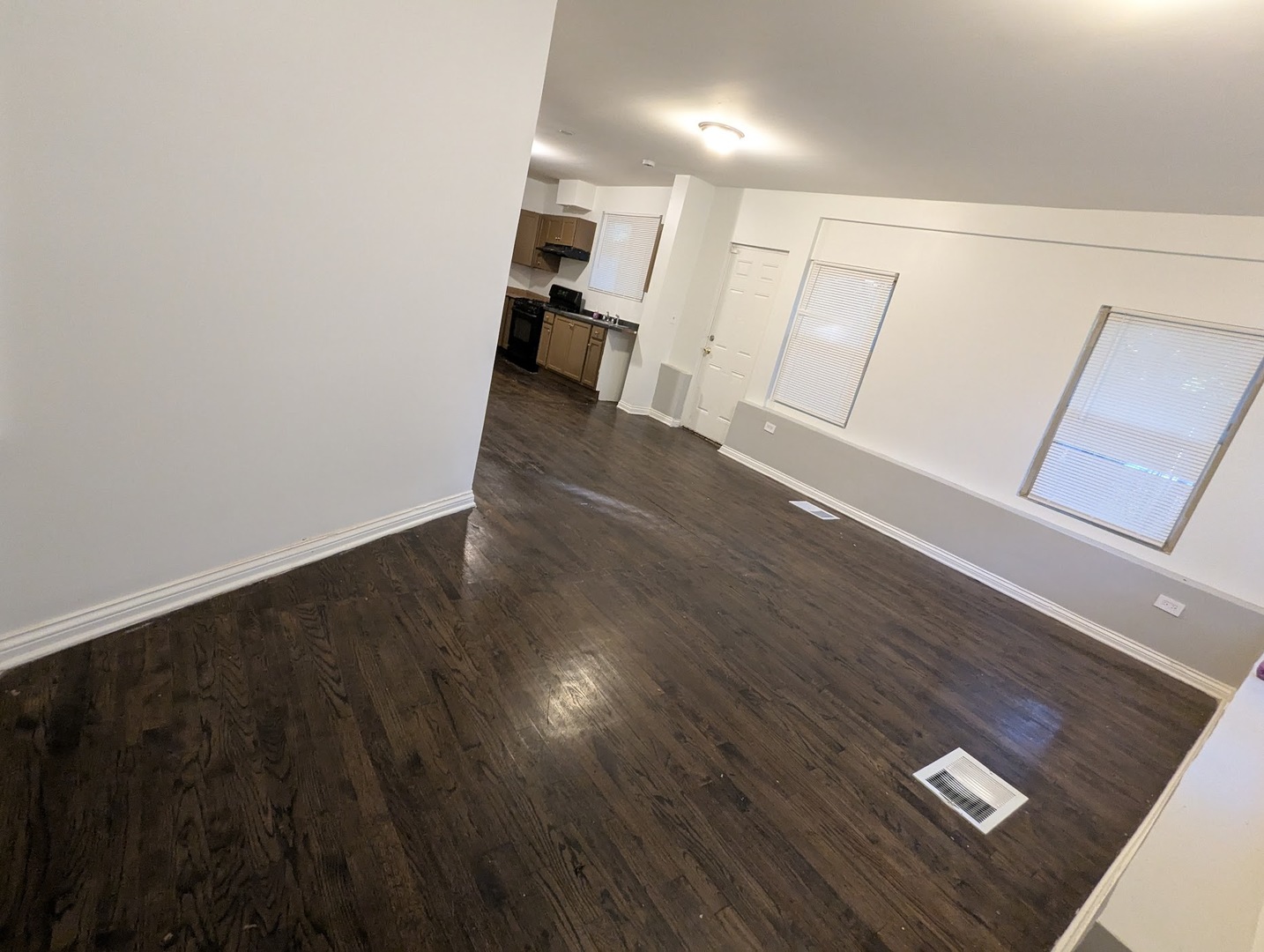 7414 S Colfax Avenue, Chicago, IL 60649