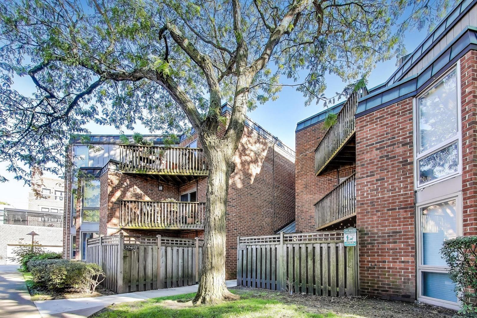 2045 N LARRABEE Street #7106, Chicago, IL 60614