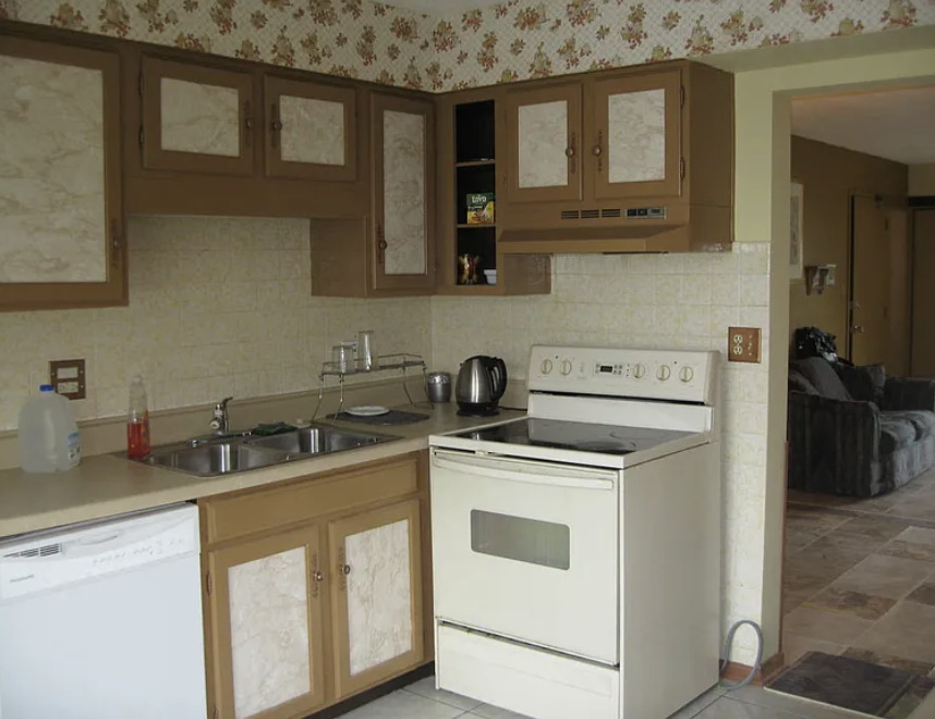 5403 Chateau Drive #1, Rolling Meadows, IL 60008