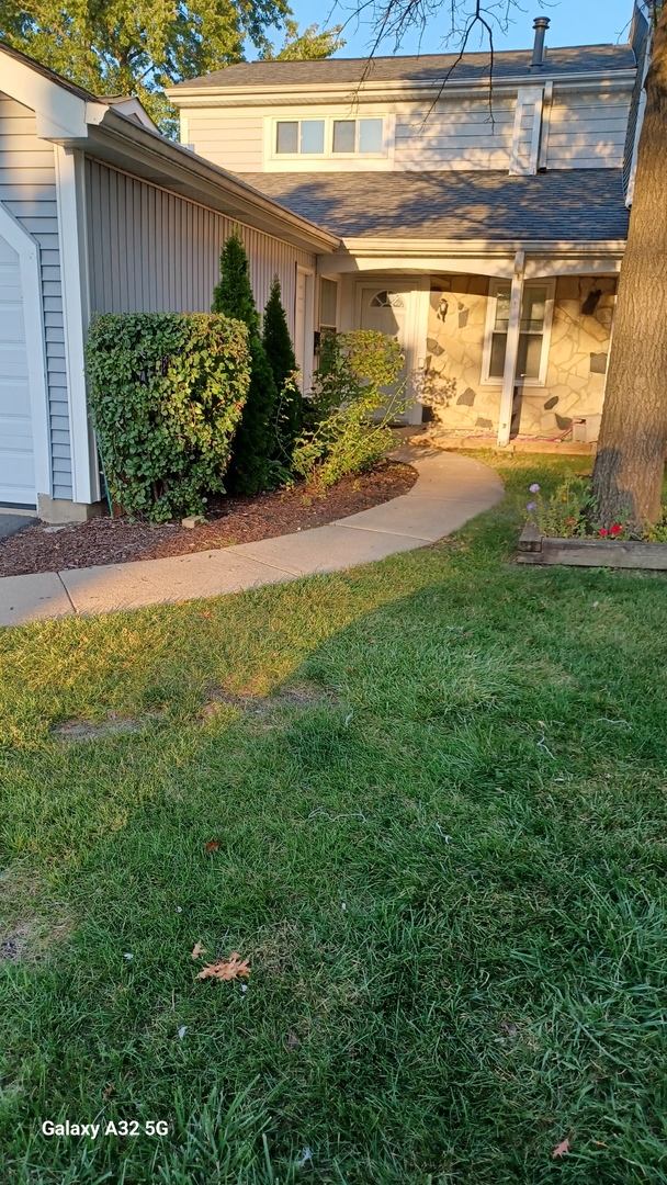 1965 Georgetown Lane, Hoffman Estates, IL 60169