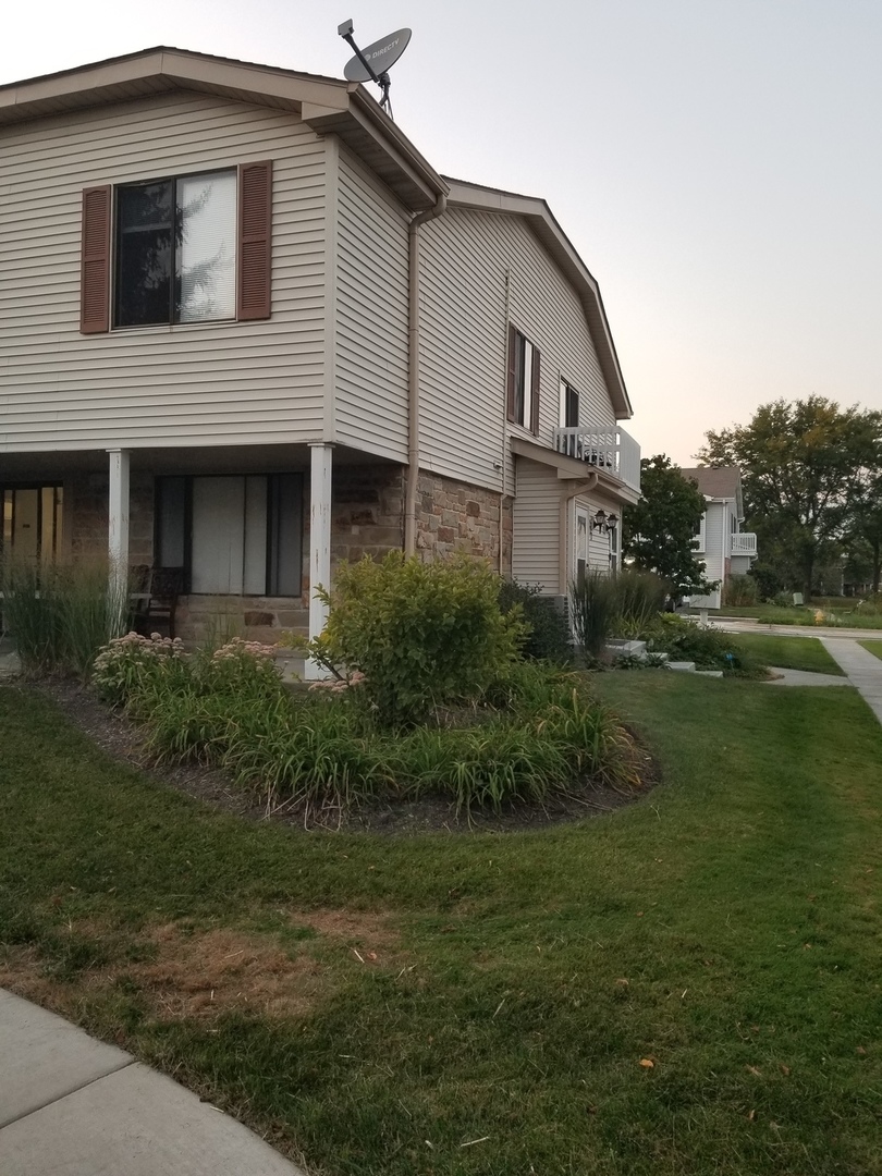 333 Jefferson Court, Vernon Hills, IL 60061