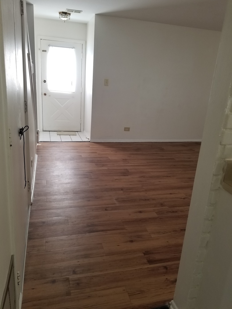 333 Jefferson Court, Vernon Hills, IL 60061