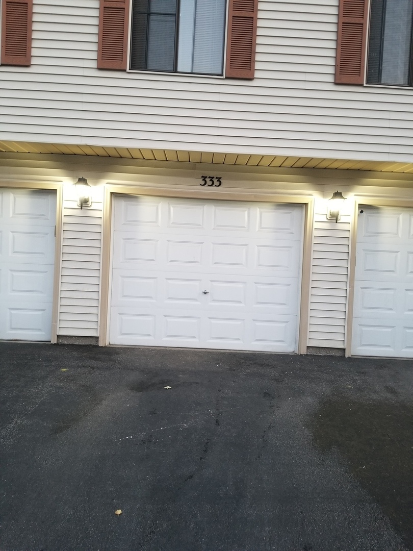 333 Jefferson Court, Vernon Hills, IL 60061