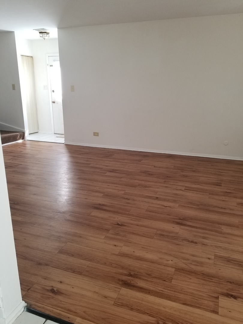 333 Jefferson Court, Vernon Hills, IL 60061