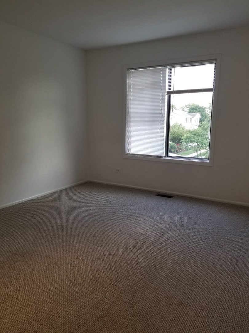 333 Jefferson Court, Vernon Hills, IL 60061