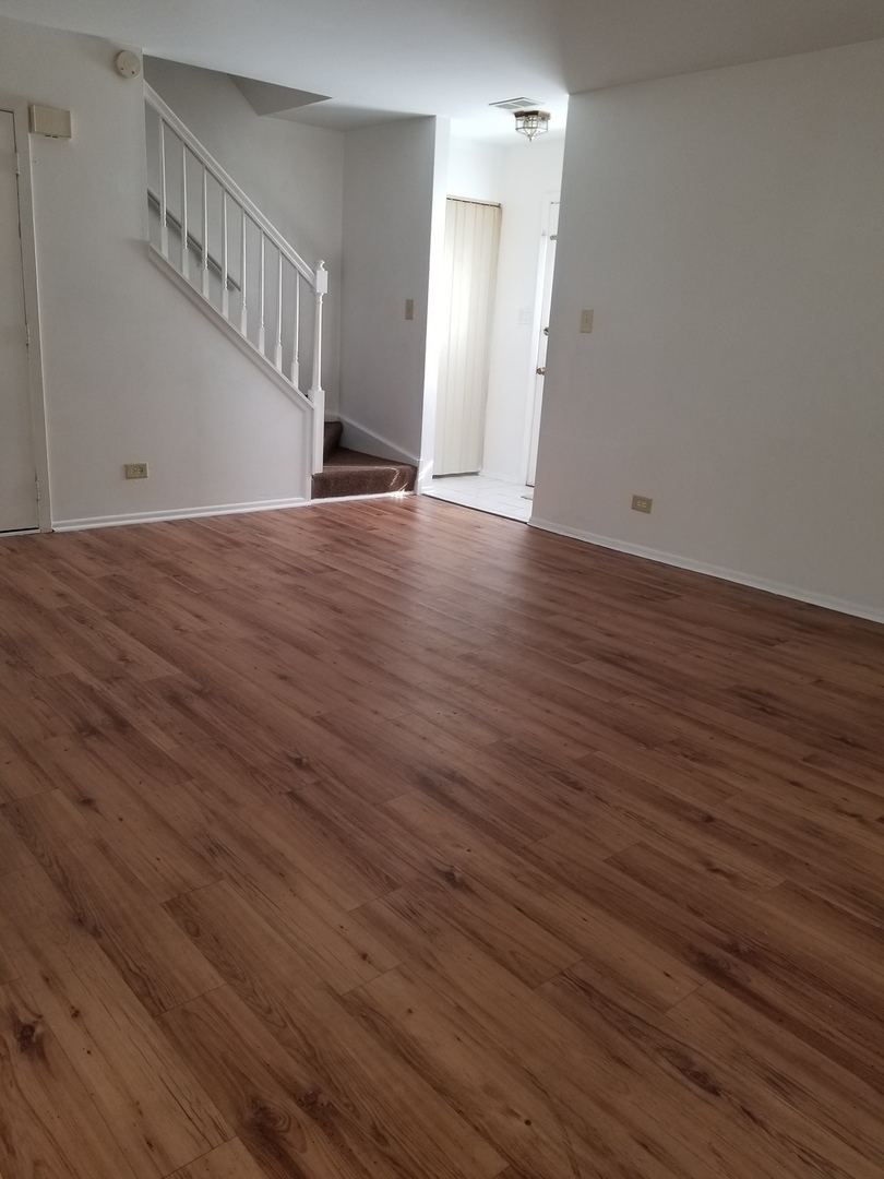 333 Jefferson Court, Vernon Hills, IL 60061