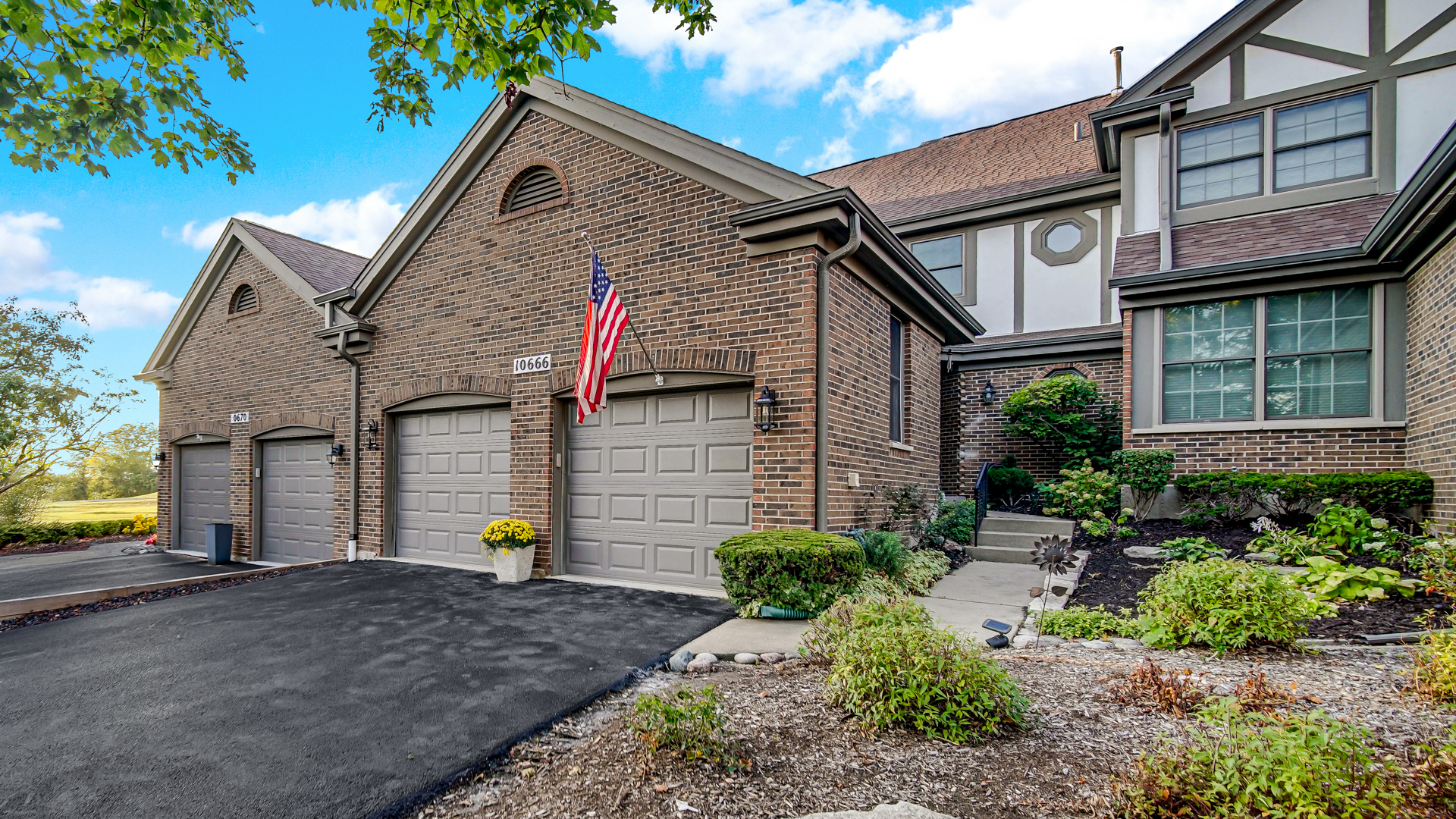 10666 Golf Road, Orland Park, IL 60462