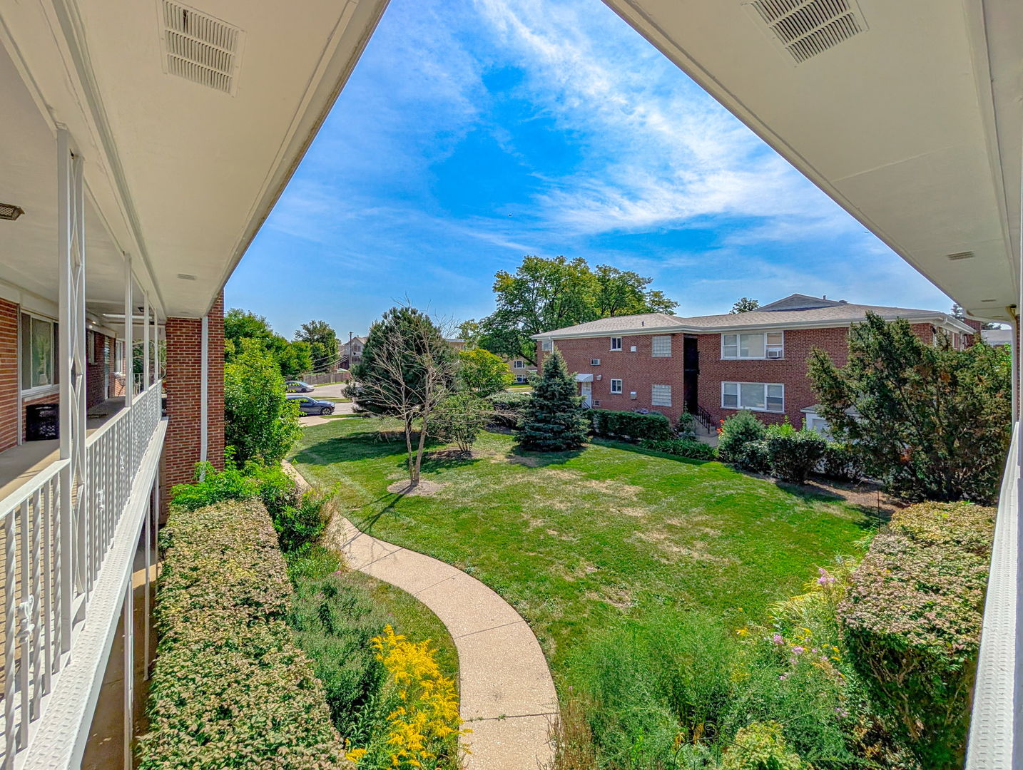 724 N Western Avenue #M, Park Ridge, IL 60068
