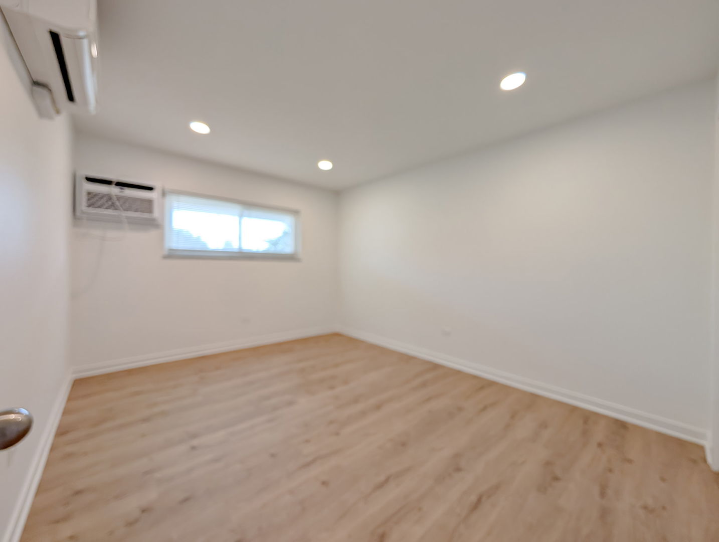 724 N Western Avenue #M, Park Ridge, IL 60068