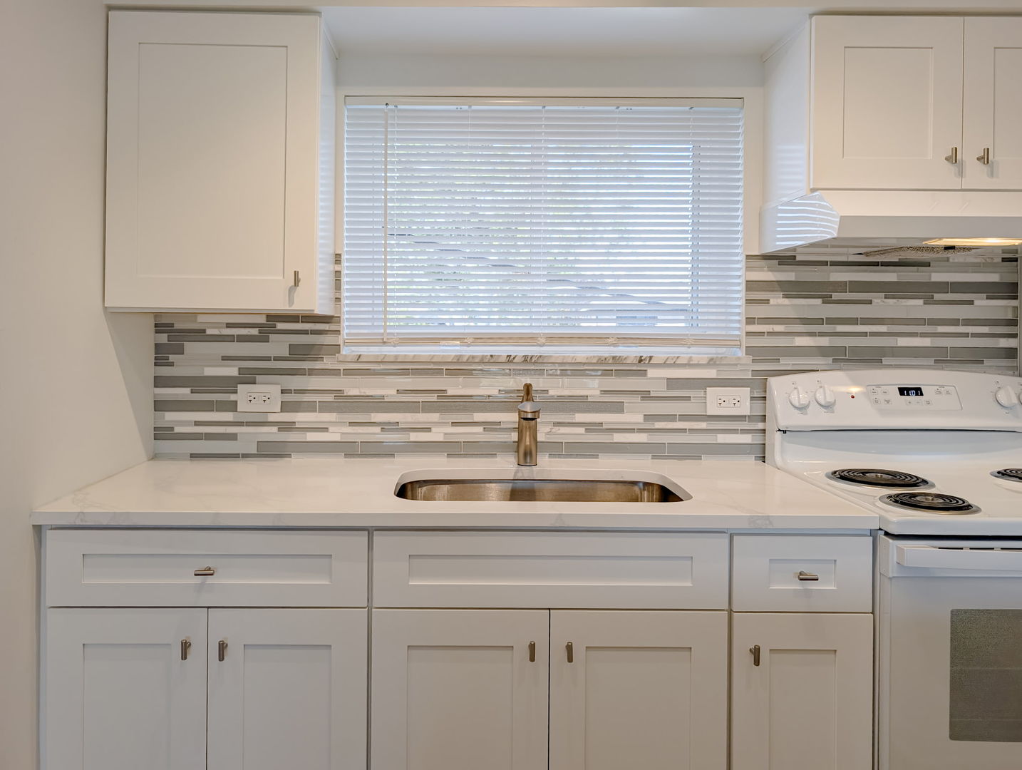 724 N Western Avenue #M, Park Ridge, IL 60068