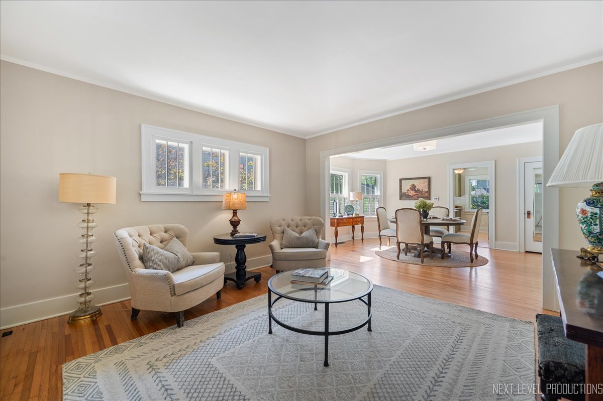 625 S 5th Street, St. Charles, IL 60174