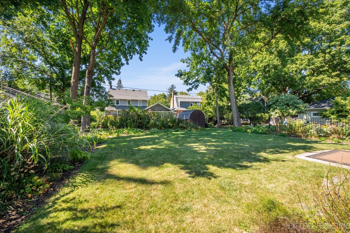 625 S 5th Street, St. Charles, IL 60174