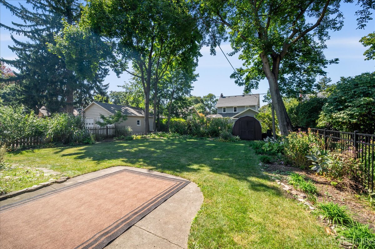 625 S 5th Street, St. Charles, IL 60174