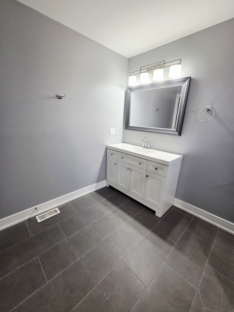 7734 S Langley Avenue, Chicago, IL 60619