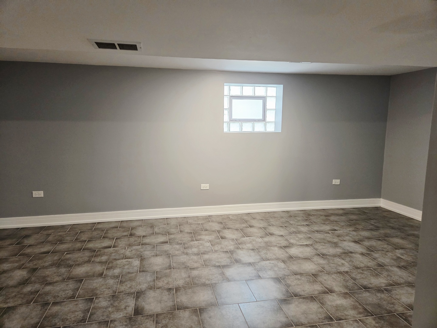 7734 S Langley Avenue, Chicago, IL 60619