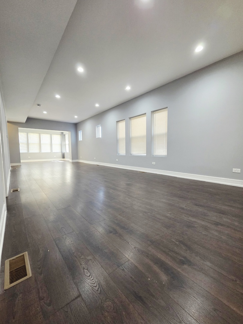 7734 S Langley Avenue, Chicago, IL 60619