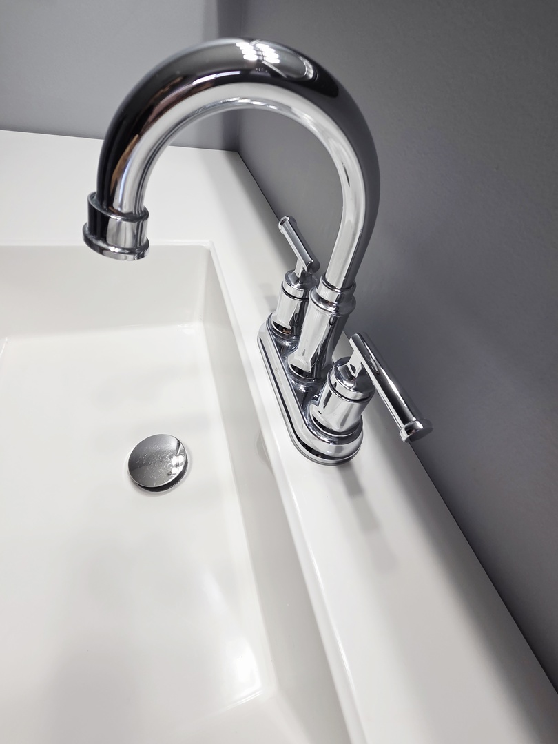 7734 S Langley Avenue, Chicago, IL 60619