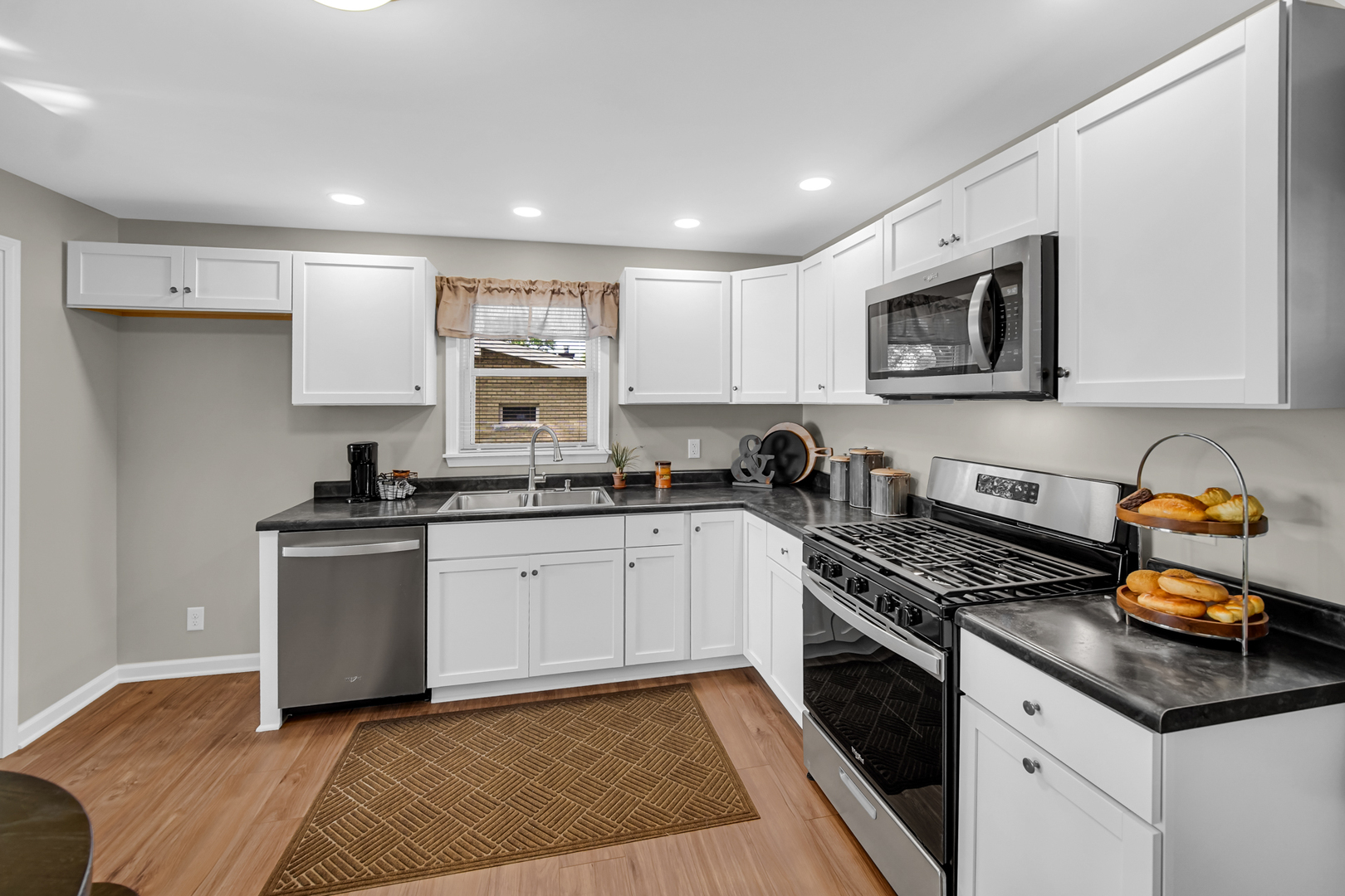 460 MARIAN Avenue, Bradley, IL 60915