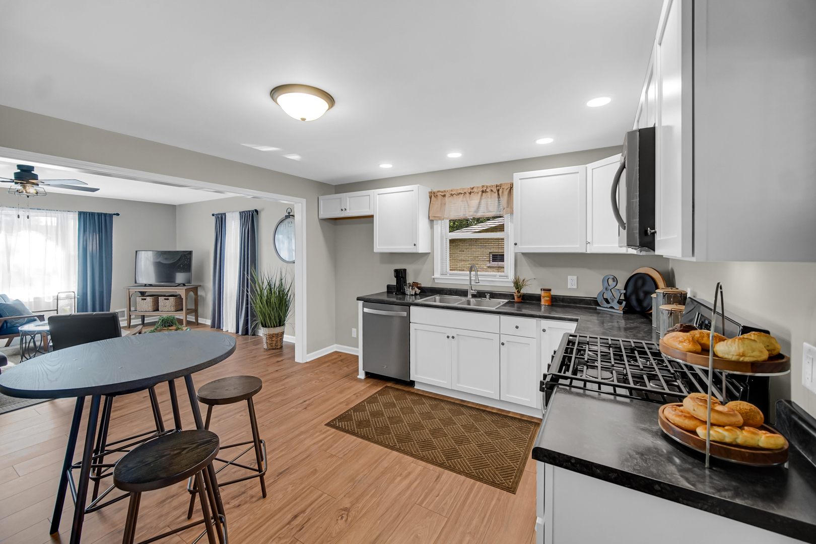 460 MARIAN Avenue, Bradley, IL 60915