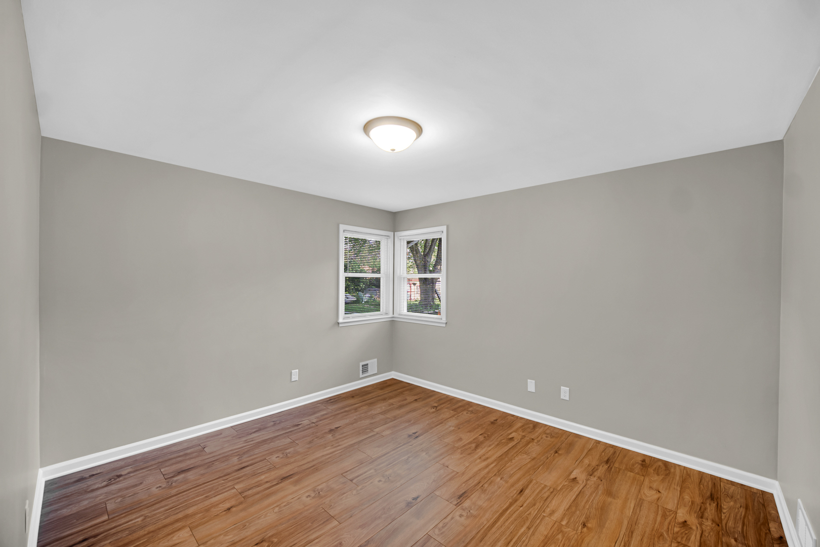 460 MARIAN Avenue, Bradley, IL 60915