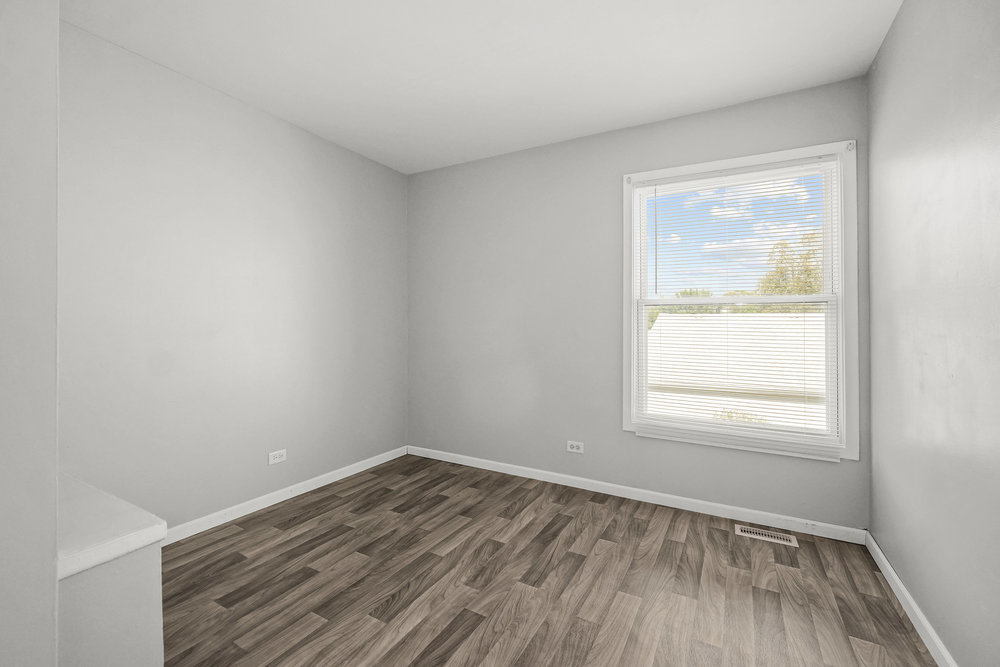 1390 N Glen Circle #B, Aurora, IL 60506