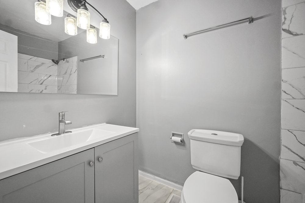 1390 N Glen Circle #B, Aurora, IL 60506