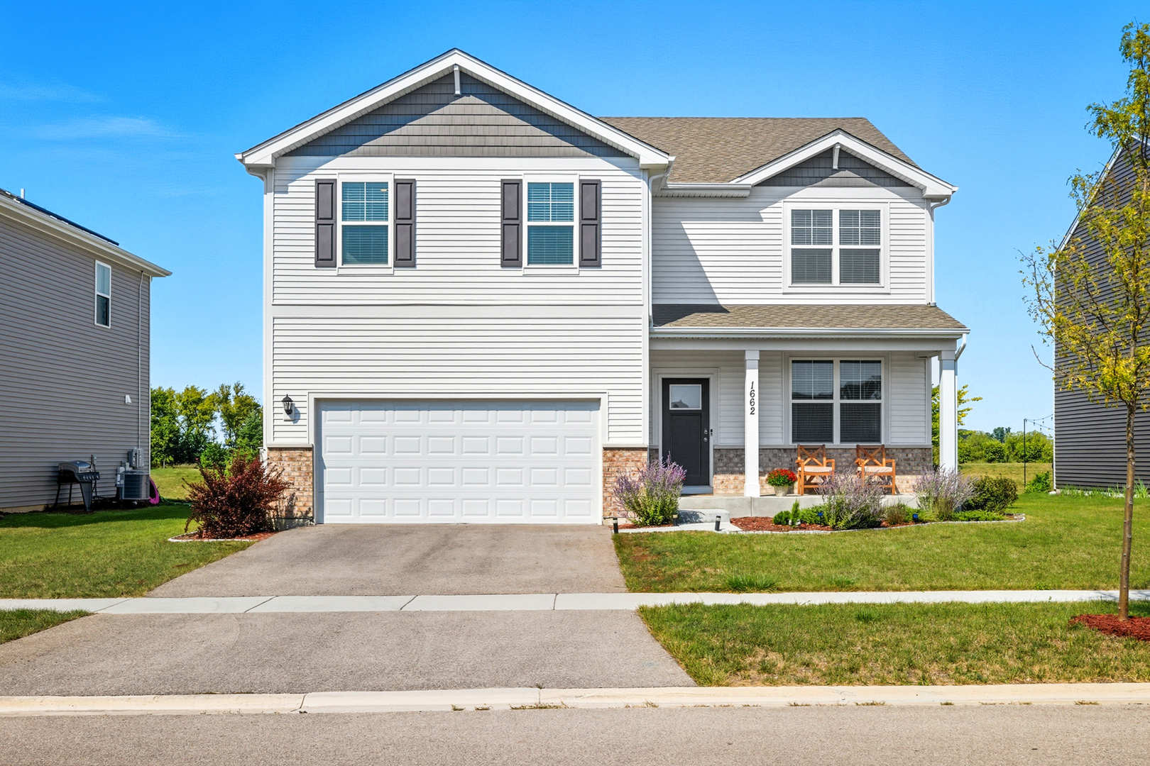 1662 Hollow Tree Lane, Pingree Grove, IL 60140