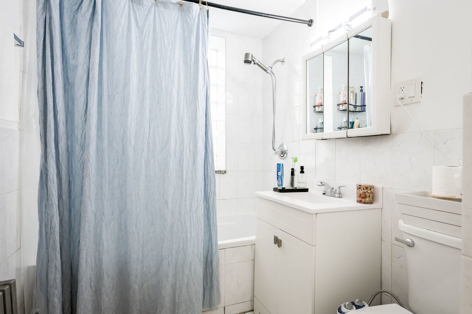 4554 S WASHTENAW Avenue, Chicago, IL 60632