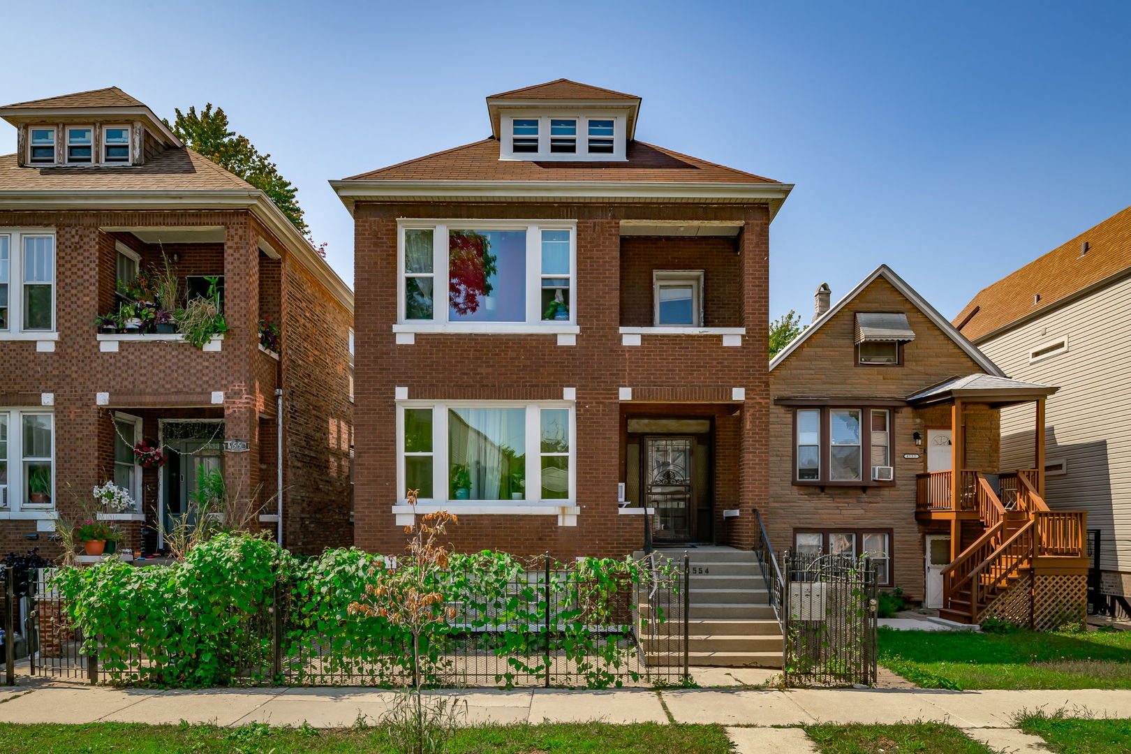 4554 S WASHTENAW Avenue, Chicago, IL 60632