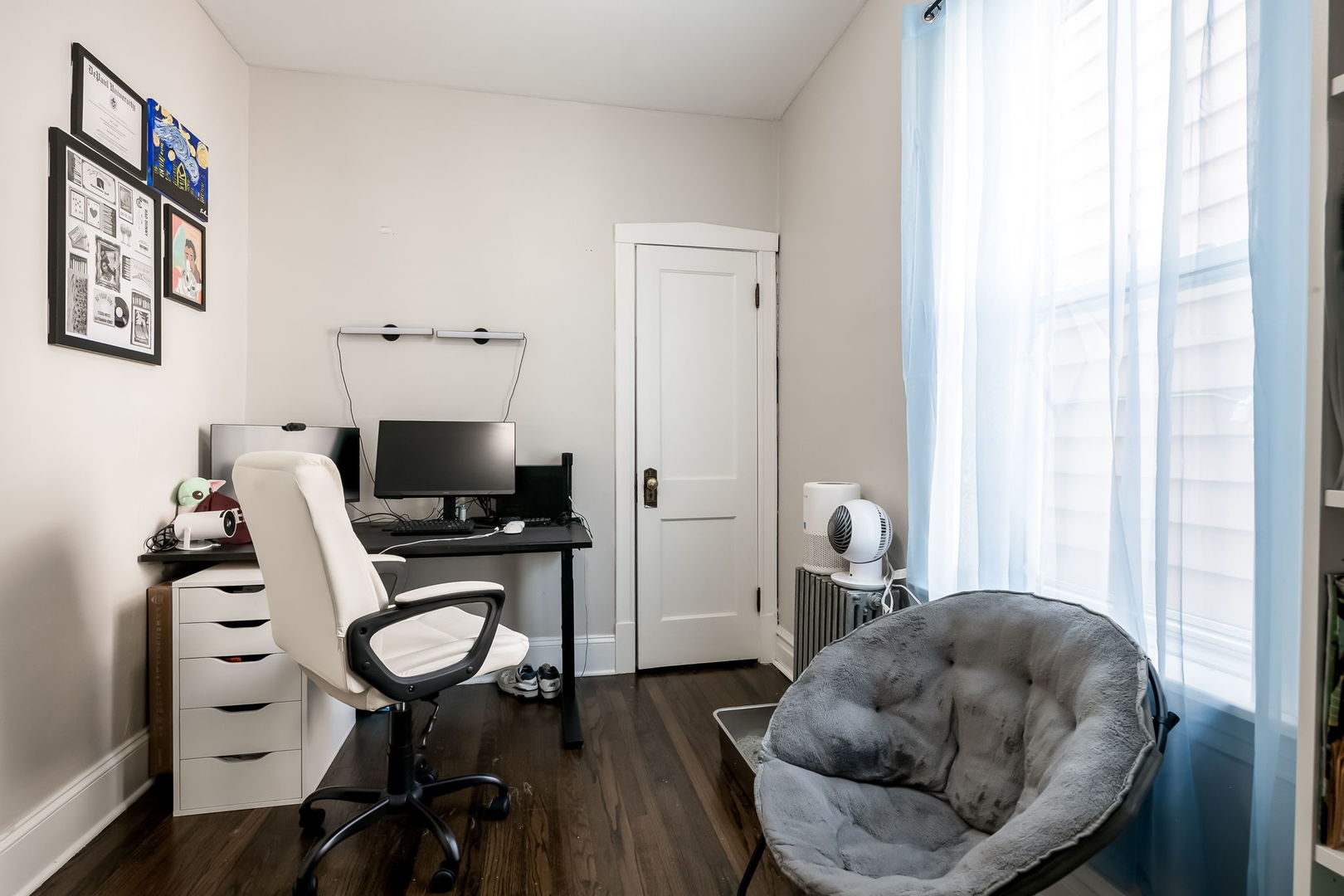 4554 S WASHTENAW Avenue, Chicago, IL 60632