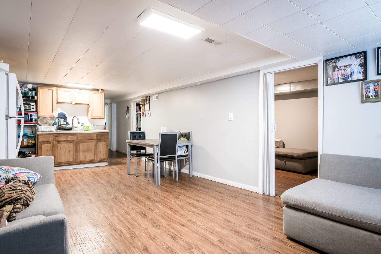 4554 S WASHTENAW Avenue, Chicago, IL 60632