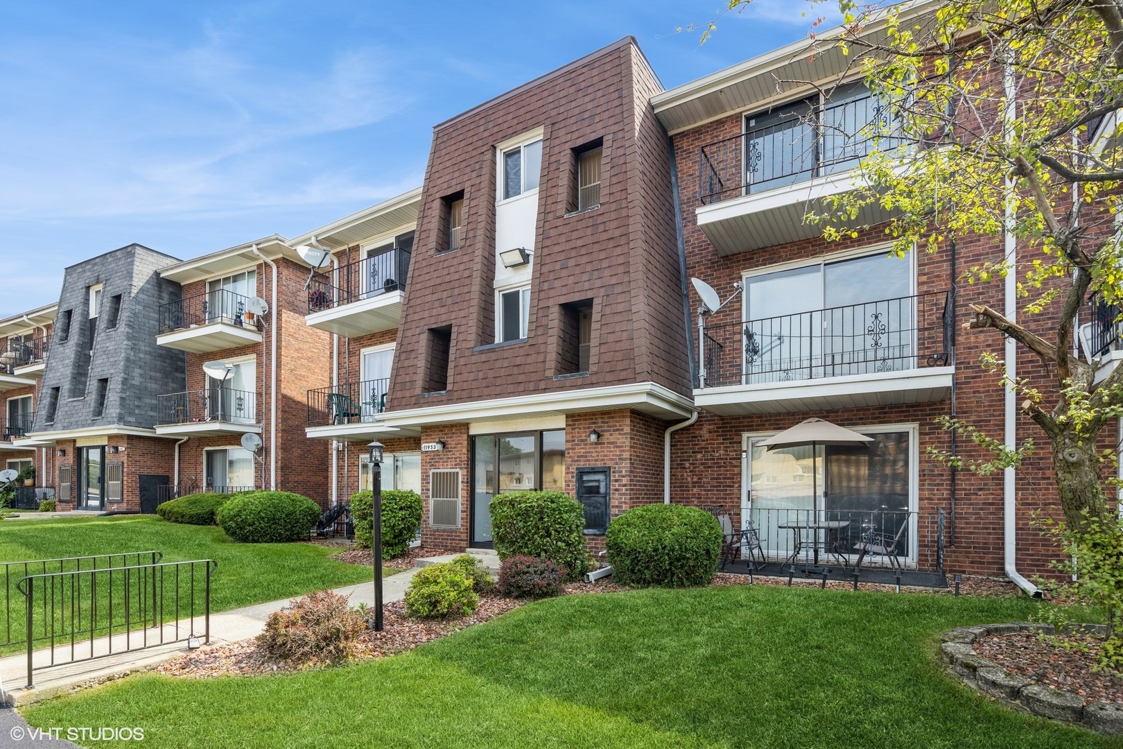 11953 S Lawndale Avenue #5B2, Alsip, IL 60803