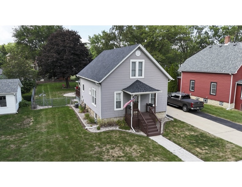 205 E South Street, Peotone, IL 60468