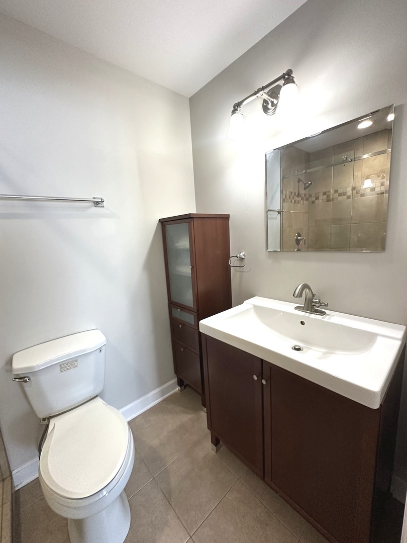 7829 DARIEN LAKE Drive #7829, Darien, IL 60561