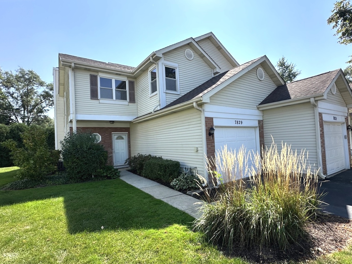 7829 DARIEN LAKE Drive #7829, Darien, IL 60561
